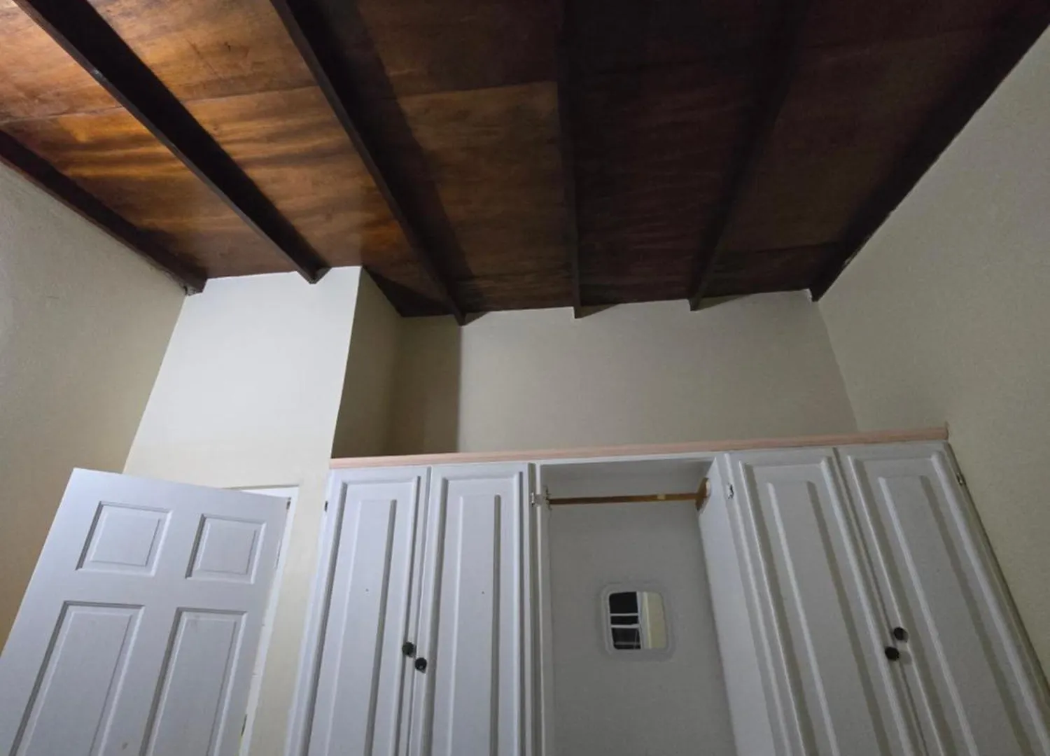 Sister Chris' Vacation Home Ciceron بيت للعطل